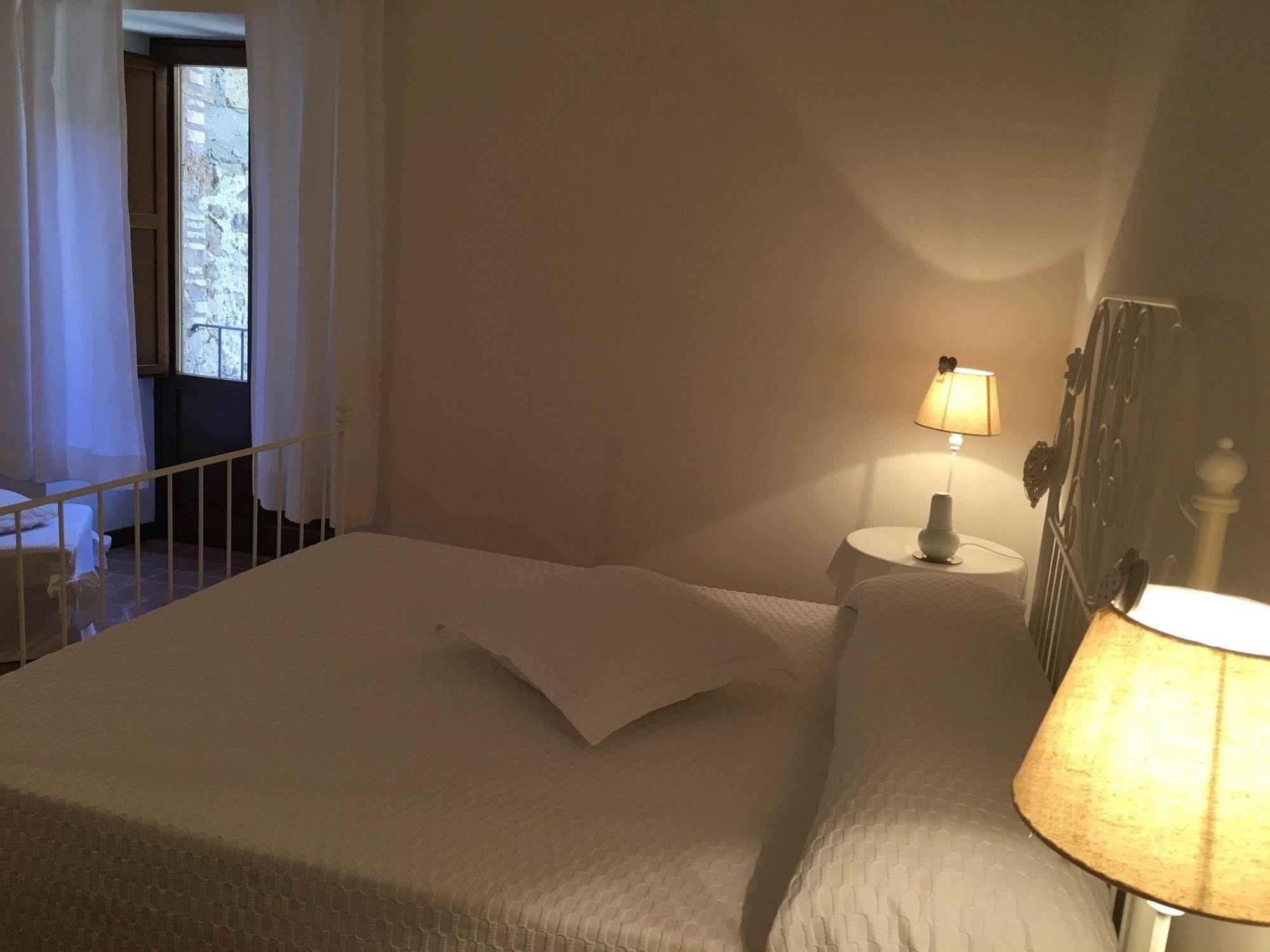 B&B Michelangeli - Private Parking Orvieto Exterior foto
